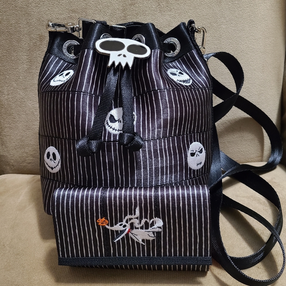 Harveys Nightmare Before Christmas Mini Park Hopper LTE & Wallet Set